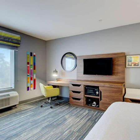 Hampton Inn & Suites Portland West Екстериор снимка
