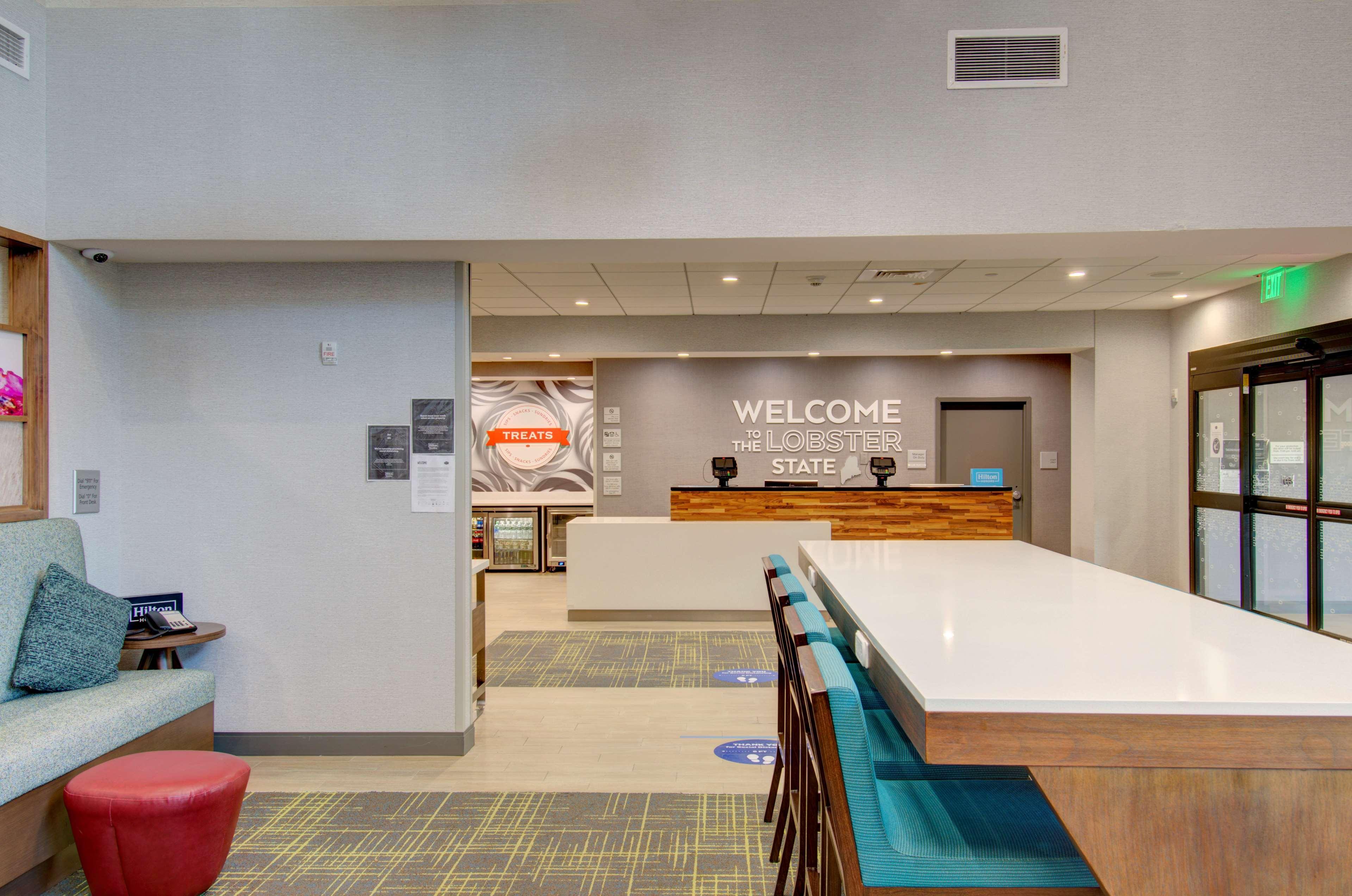 Hampton Inn & Suites Portland West Екстериор снимка