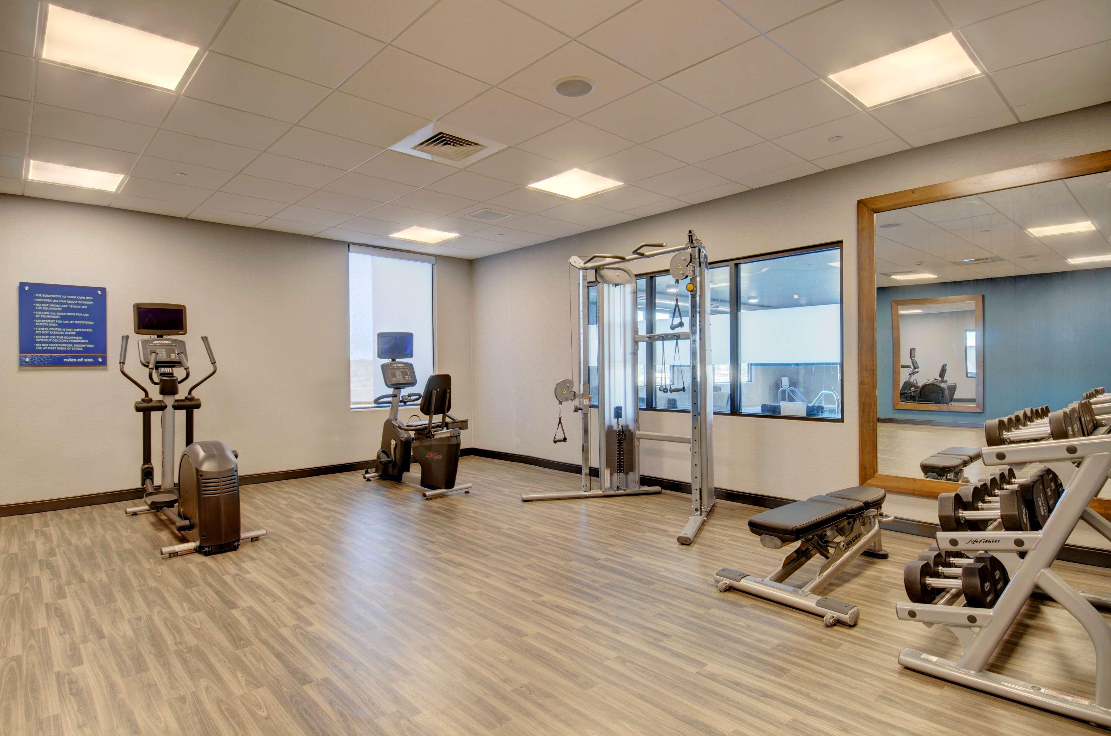 Hampton Inn & Suites Portland West Екстериор снимка
