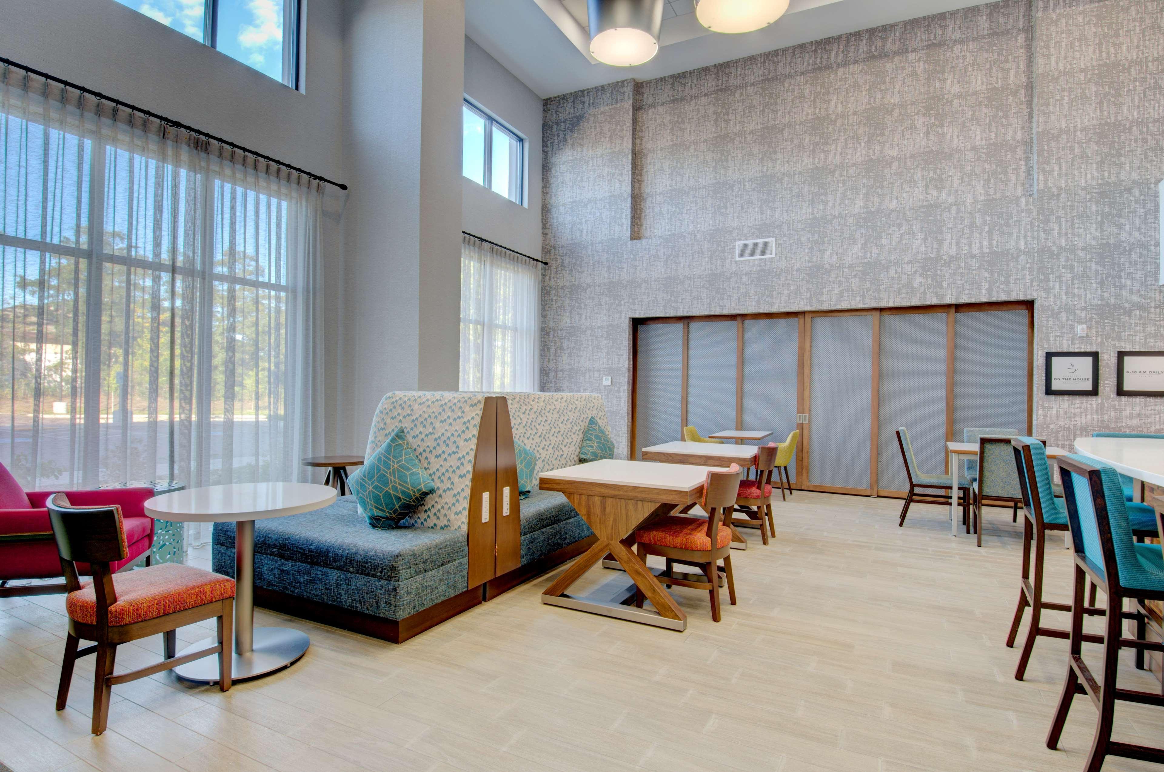 Hampton Inn & Suites Portland West Екстериор снимка