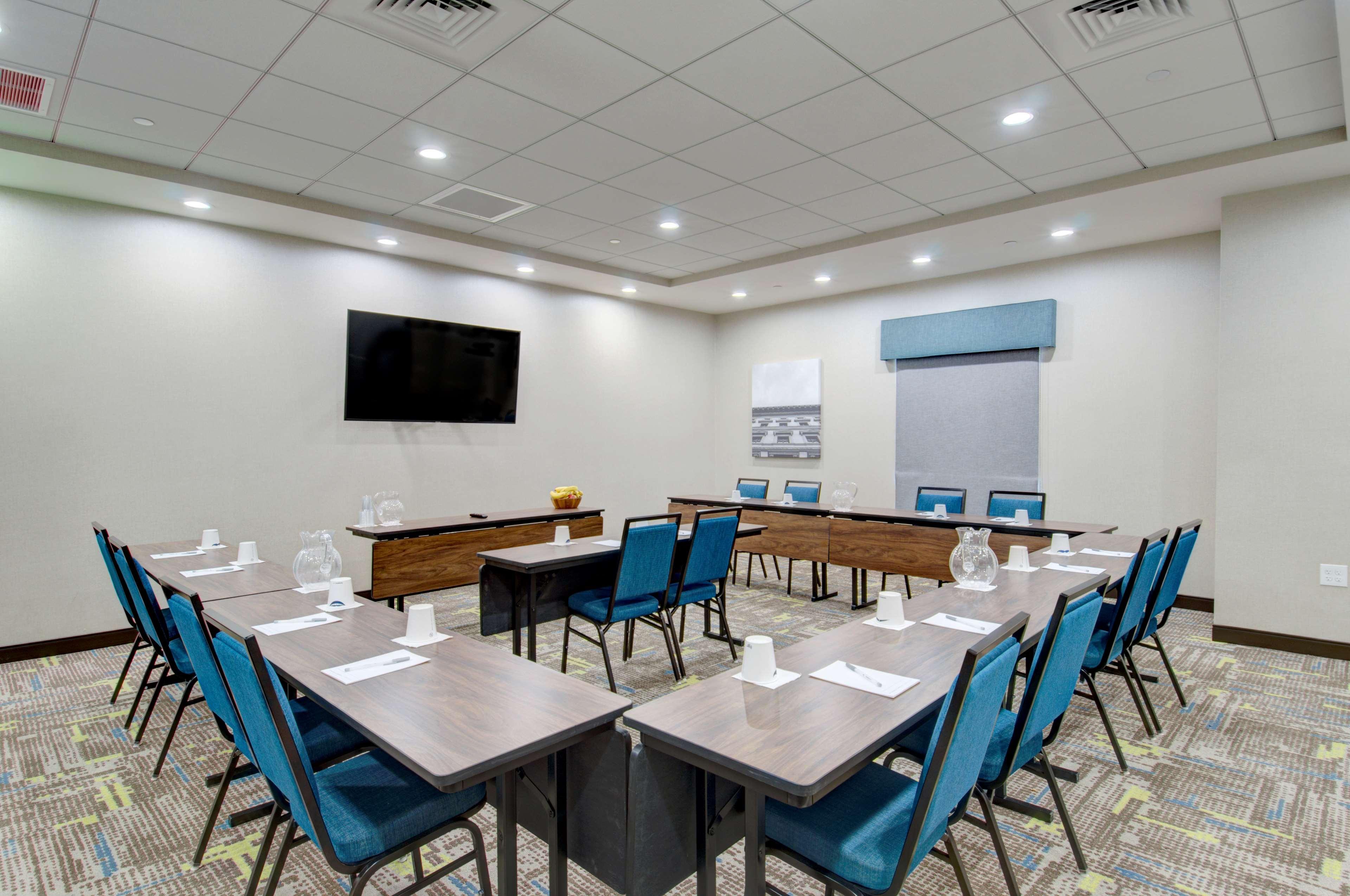 Hampton Inn & Suites Portland West Екстериор снимка