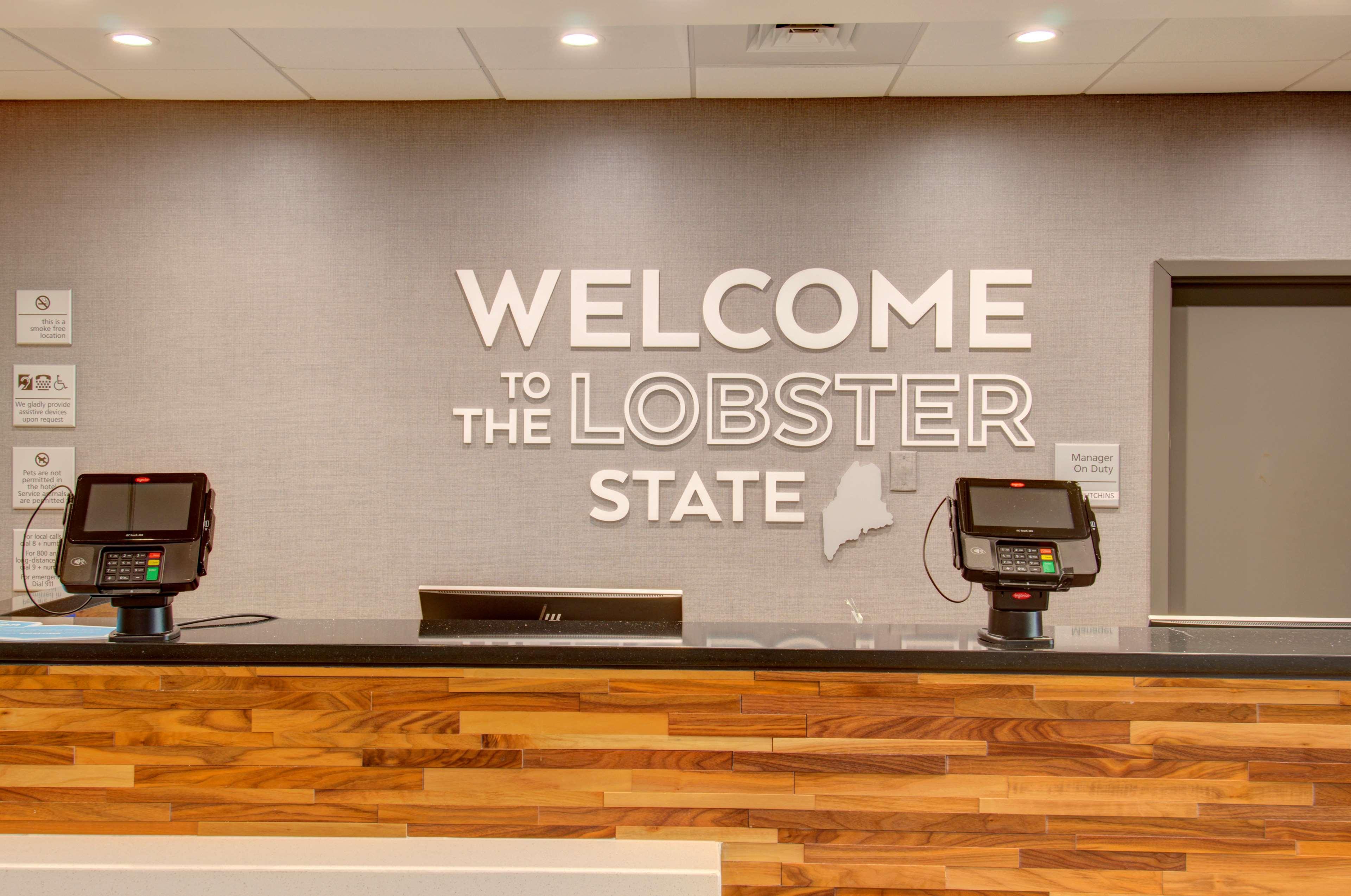 Hampton Inn & Suites Portland West Екстериор снимка