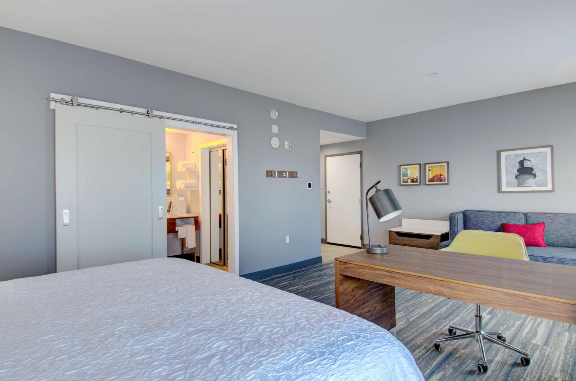 Hampton Inn & Suites Portland West Екстериор снимка